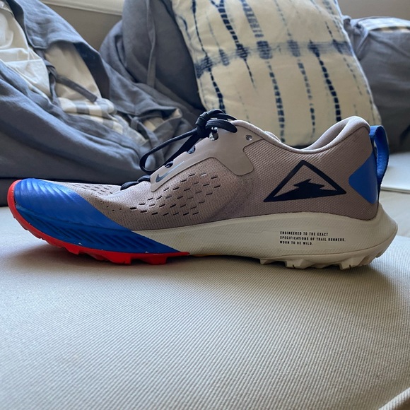 Nike Air Zoom Terra Kiger Trail Running Shoes - Picture 6 of 8